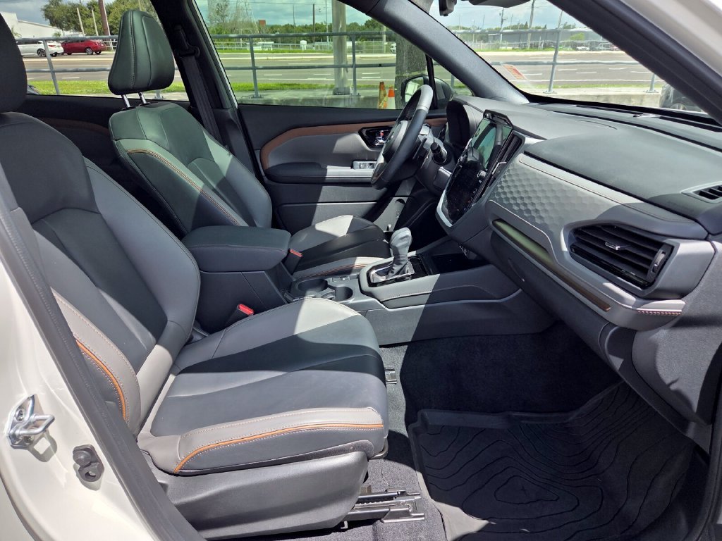 Used 2025 Subaru Forester Sport w/ Popular Package #2 AWD/4WD image 16