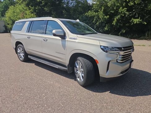 Used 2021 Chevrolet Suburban High Country w/ Max Trailering Package AWD/4WD image 20