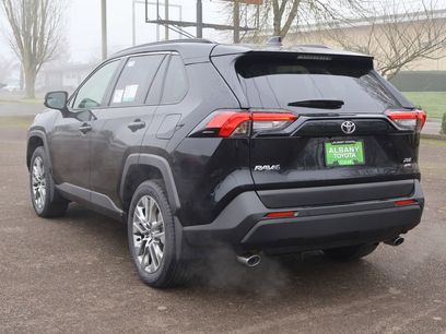 New 2025 Toyota RAV4 XLE Premium w/ Weather Package