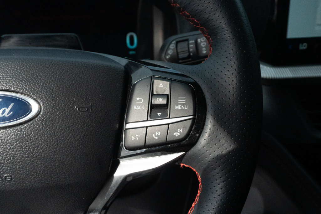 Used 2025 Ford Explorer ST-Line RWD image 28