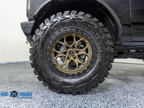 Used 2024 Ford Bronco Wildtrak image 47