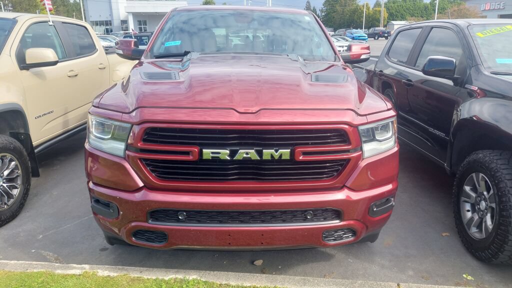 Used 2019 RAM 1500 Laramie AWD/4WD image 2