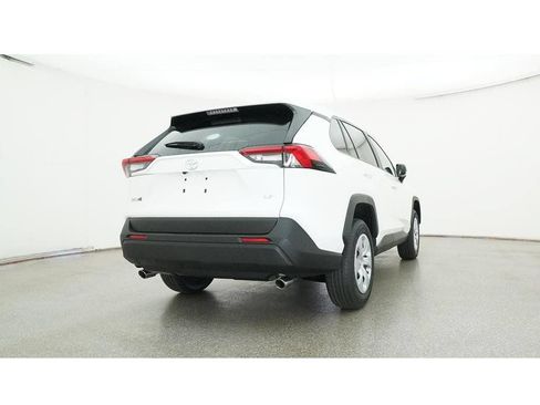 Used 2025 Toyota RAV4 LE FWD image 29