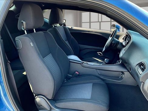 Used 2022 Dodge Challenger SXT w/ Driver Convenience Group image 26