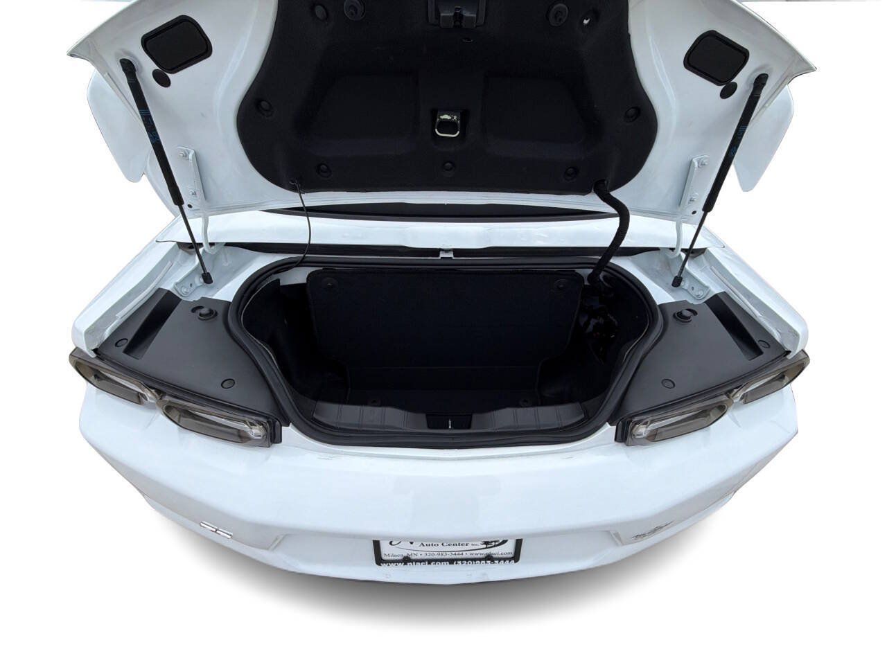 Used 2021 Chevrolet Camaro LT w/ RS Package RWD image 10