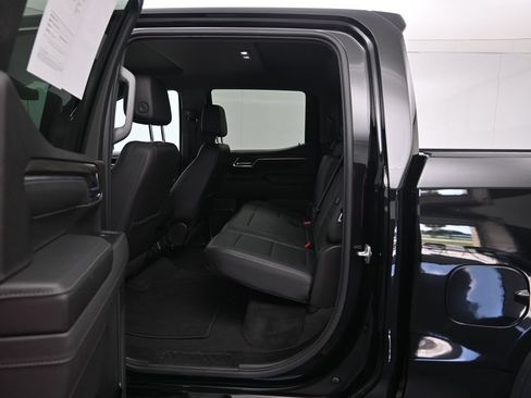 Certified 2025 GMC Sierra 1500 SLT AWD/4WD image 23