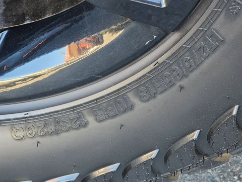 Used 2019 Chevrolet Silverado 1500 LT w/ All-Star Edition image 17