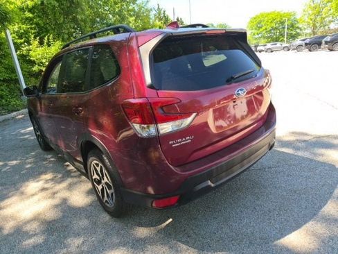Used 2022 Subaru Forester Premium AWD/4WD image 7