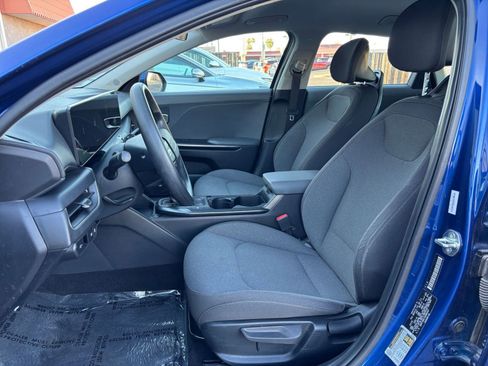 Used 2025 Kia K4 FWD image 25