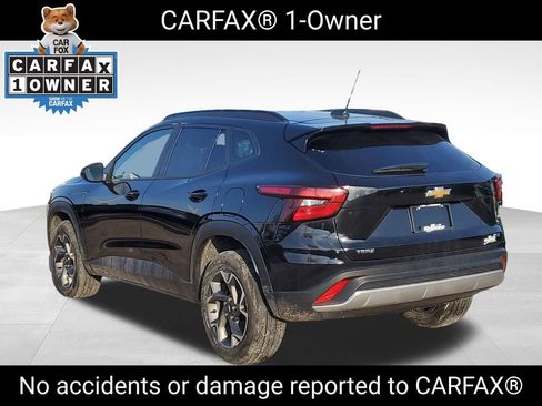 Certified 2024 Chevrolet Trax LT w/ Driver Confidence Package image 4