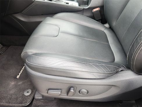 Used 2019 Hyundai Santa Fe Limited image 26