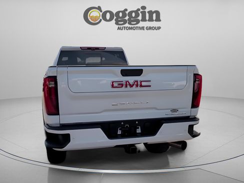New 2026 GMC Sierra 3500 Denali w/ Denali Reserve Package image 8