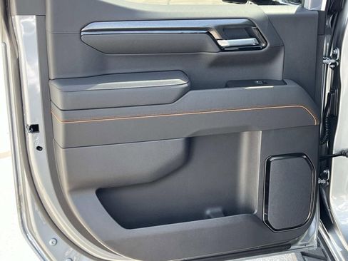New 2026 GMC Sierra 1500 AT4 w/ AT4 Premium Package AWD/4WD image 18