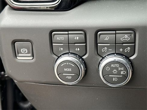 New 2026 GMC Sierra 1500 AT4 w/ AT4 Premium Package image 17