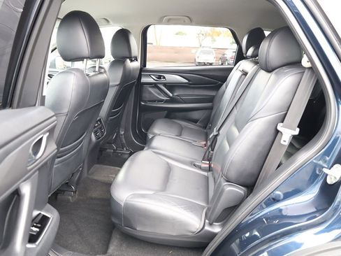 Used 2018 MAZDA CX-9 Touring image 12