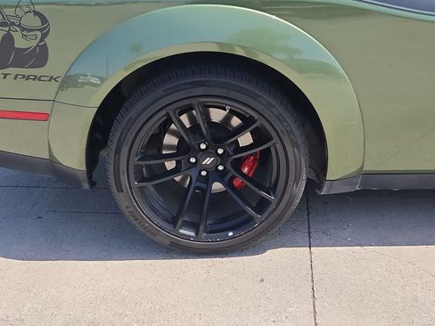 Used 2021 Dodge Challenger R/T Scat Pack RWD image 16
