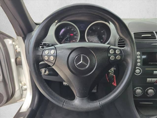 Used 2005 Mercedes-Benz SLK 350 image 16