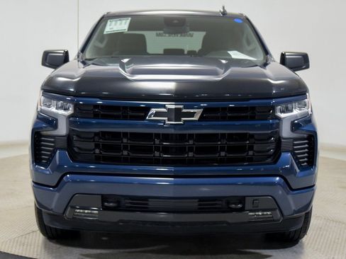 Used 2023 Chevrolet Silverado 1500 RST AWD/4WD image 5