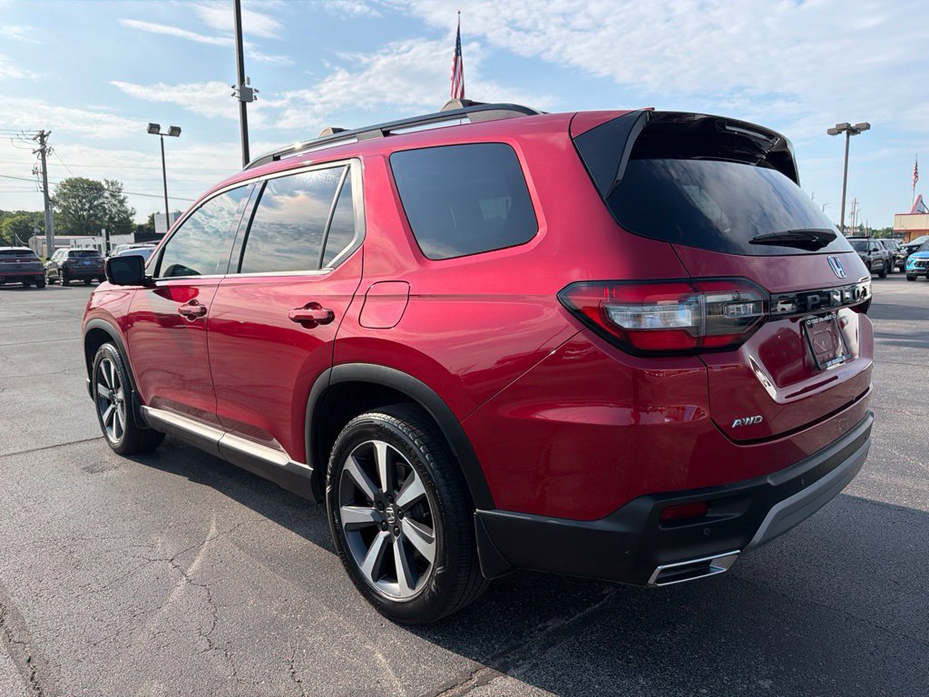 Used 2023 Honda Pilot Elite image 5