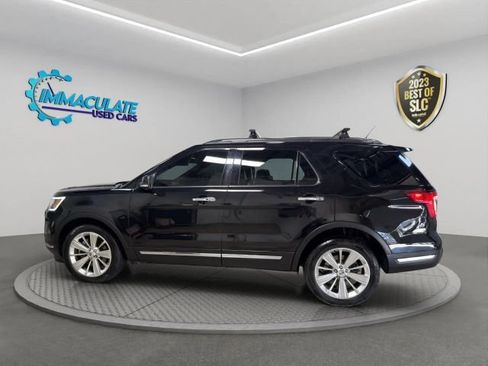 Used 2019 Ford Explorer Limited w/ Class III Trailer Tow Package AWD/4WD image 2