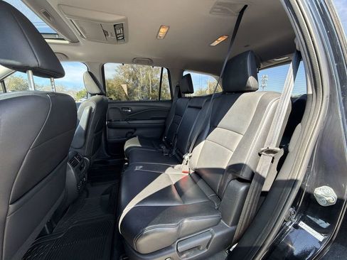 Used 2016 Honda Pilot Touring image 31