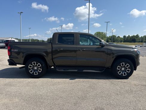 Certified 2023 Chevrolet Colorado Z71 w/ Z71 Convenience Package 2 AWD/4WD image 4