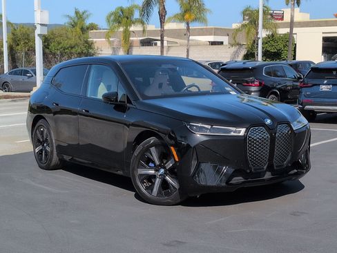 Used 2025 BMW iX M60 image 2