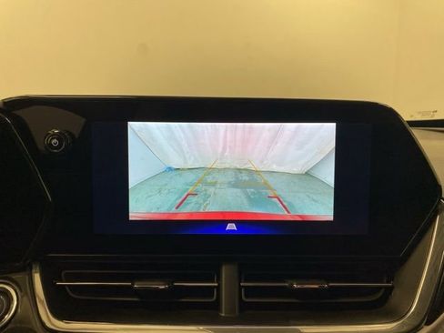 Certified 2024 Chevrolet Trax ACTIV w/ Sunroof Package image 11