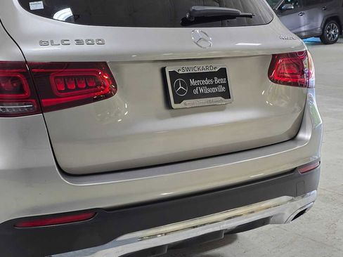 Used 2020 Mercedes-Benz GLC 300 4MATIC image 13