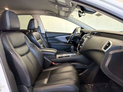 Certified 2024 Nissan Murano SV w/ SV Midnight Edition Package AWD/4WD image 19