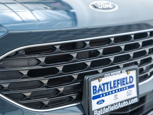 Used 2022 Ford Escape SEL w/ SEL Stealth AWD Package image 15