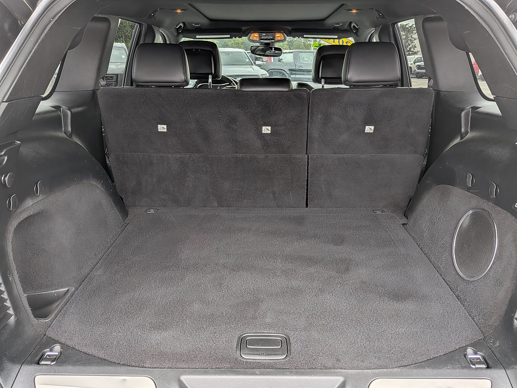 Used 2019 Jeep Grand Cherokee Overland AWD/4WD image 11