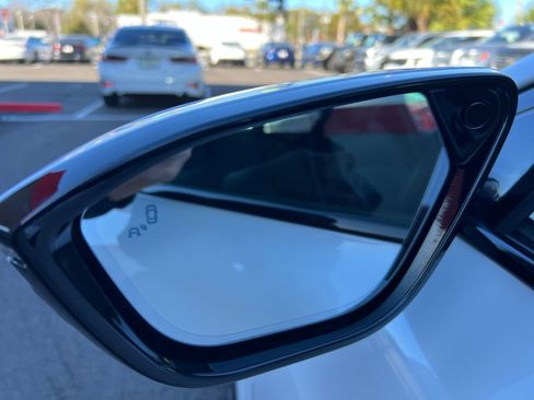 Used 2024 Lucid Air Touring image 22