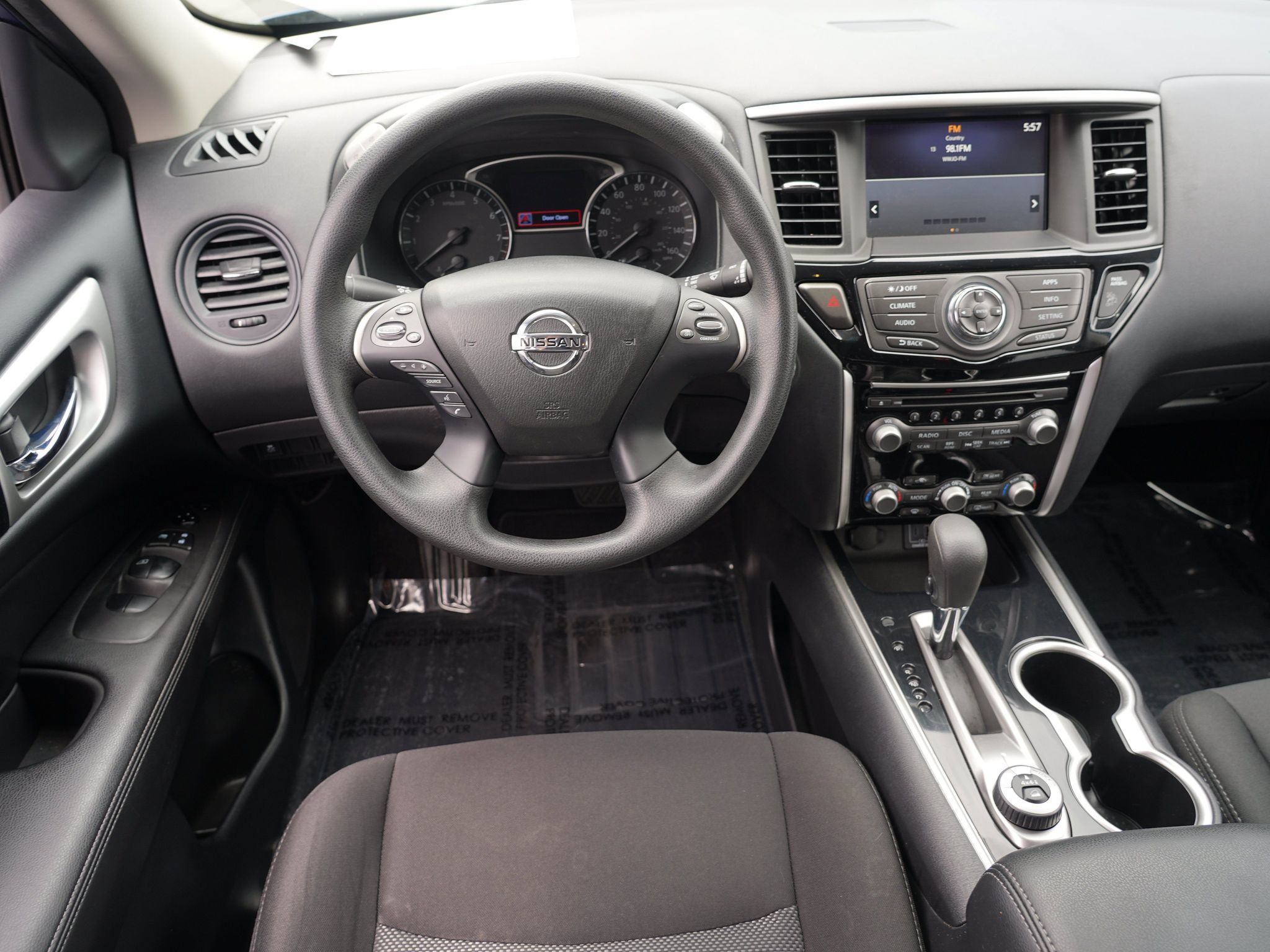 Used 2020 Nissan Pathfinder S AWD/4WD image 21