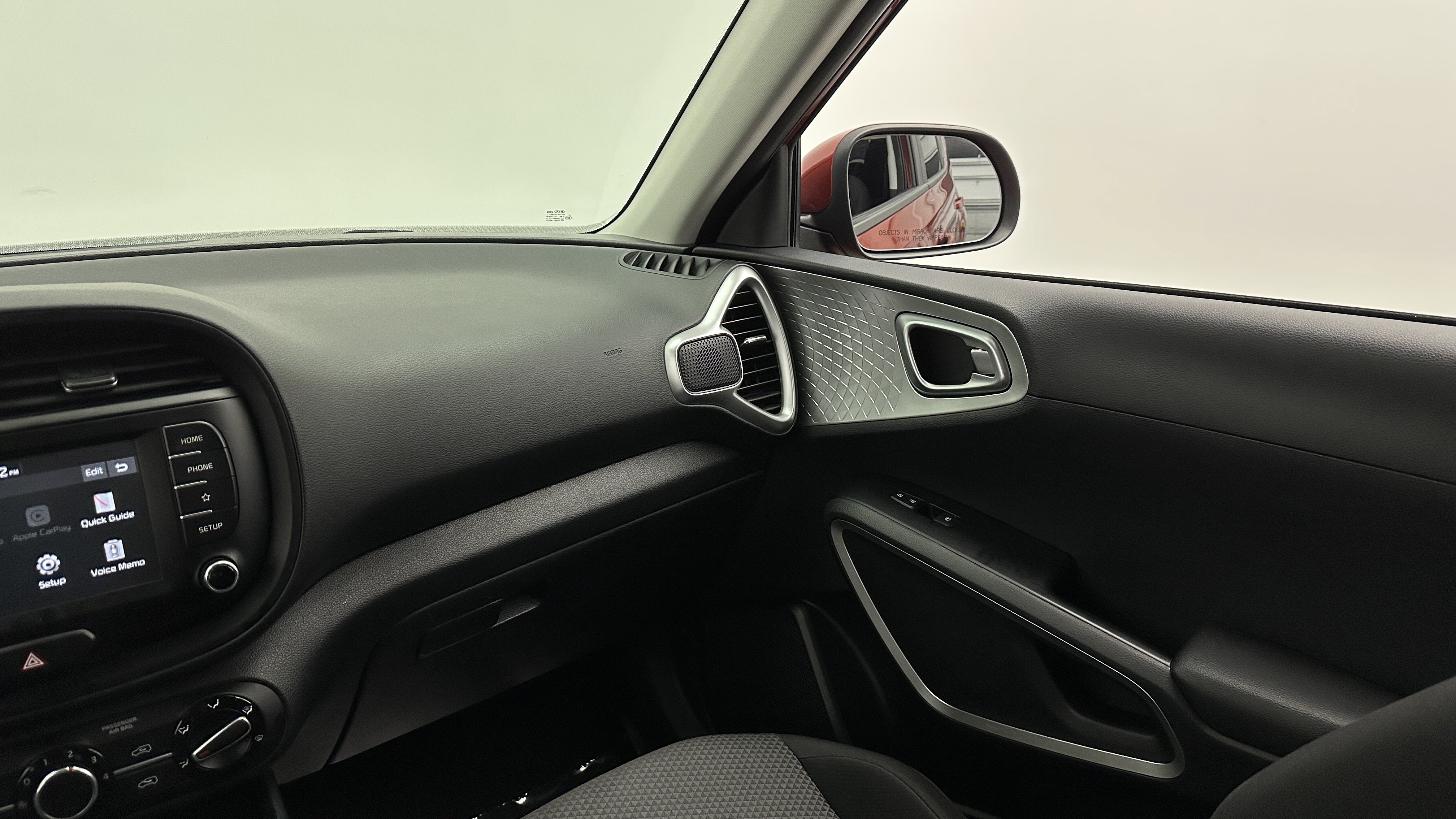 Used 2020 Kia Soul LX FWD image 28