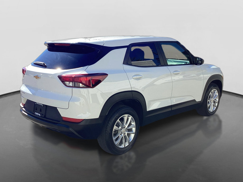Used 2025 Chevrolet TrailBlazer LS w/ LS Convenience Package FWD image 5