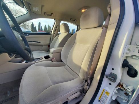 Used 2009 Chevrolet Impala LT image 10