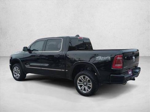Used 2024 RAM 1500 Limited w/ Off Road Group AWD/4WD image 7