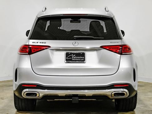 Used 2021 Mercedes-Benz GLE 450 4MATIC w/ AMG Line Exterior image 9