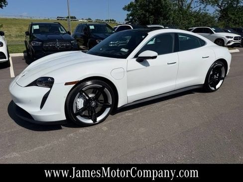 Used 2021 Porsche Taycan 4S AWD/4WD image 10