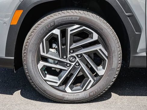 Certified 2025 Hyundai Tucson Limited AWD/4WD image 11