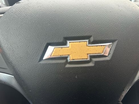 Used 2021 Chevrolet Equinox LS w/ LS Convenience Package image 20