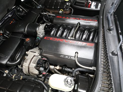 Used 2001 Chevrolet Corvette Convertible w/ Preferred Equipment Group2 RWD image 66