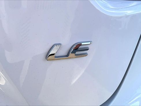 Used 2024 Toyota Corolla LE image 9