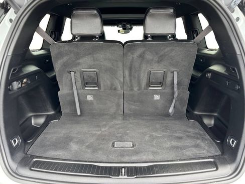 Used 2023 Jeep Grand Cherokee L Laredo AWD/4WD image 19