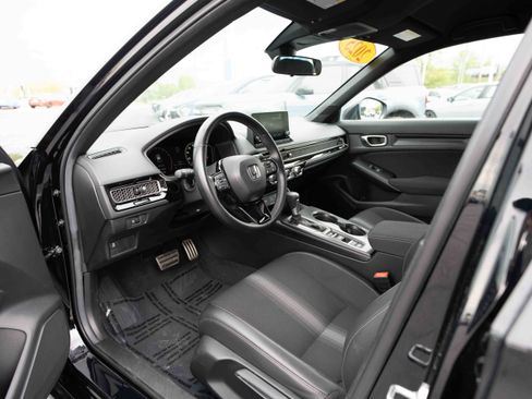 Used 2025 Honda Civic Sport image 8