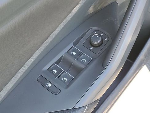 New 2025 Volkswagen Jetta Sport image 9