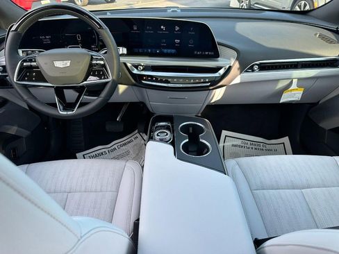 New 2025 Cadillac Lyriq Sport image 6