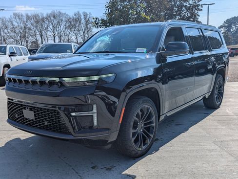 New 2026 Jeep Grand Wagoneer L Summit w/ Premium Group III image 1