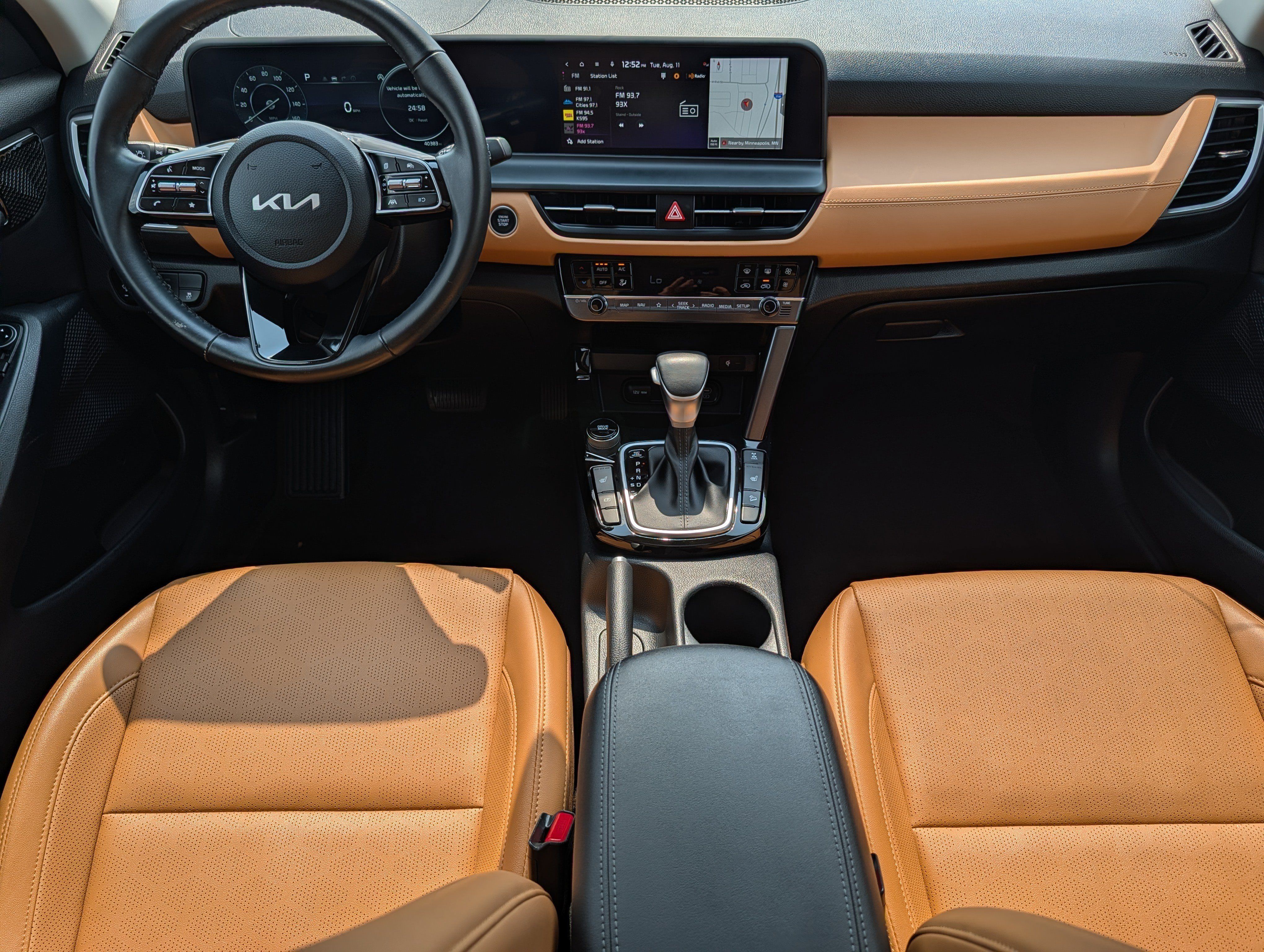 Used 2024 Kia Seltos EX AWD/4WD image 10